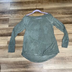 91 distressed tee size M